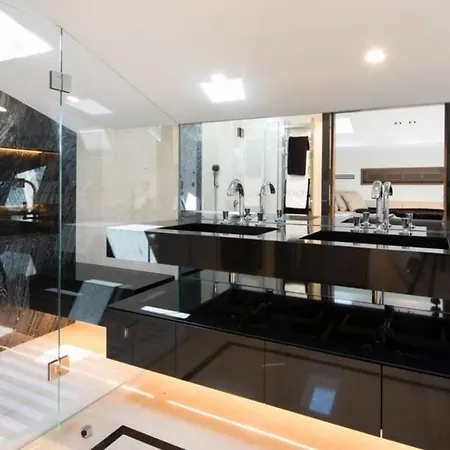 New With An Amazing View * Saint-Tropez